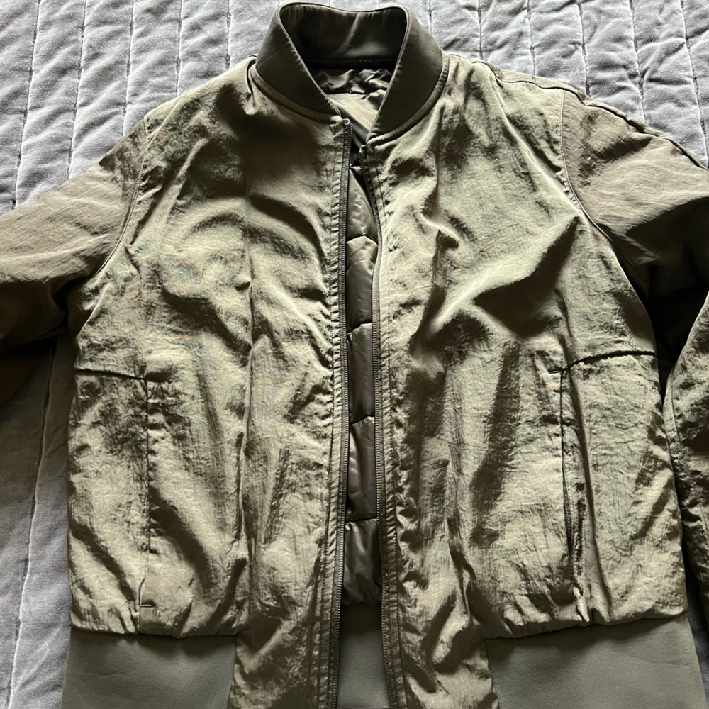 Lululemonn reversible bomber jacket